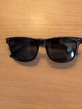 NEW Women's Kenneth Cole Reaction Tortoiseshell Sunglasses